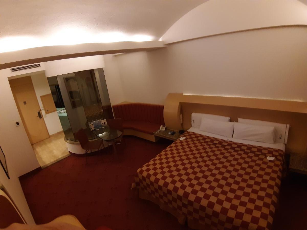 Auto Hotel Legaria Mexico City Ngoại thất bức ảnh